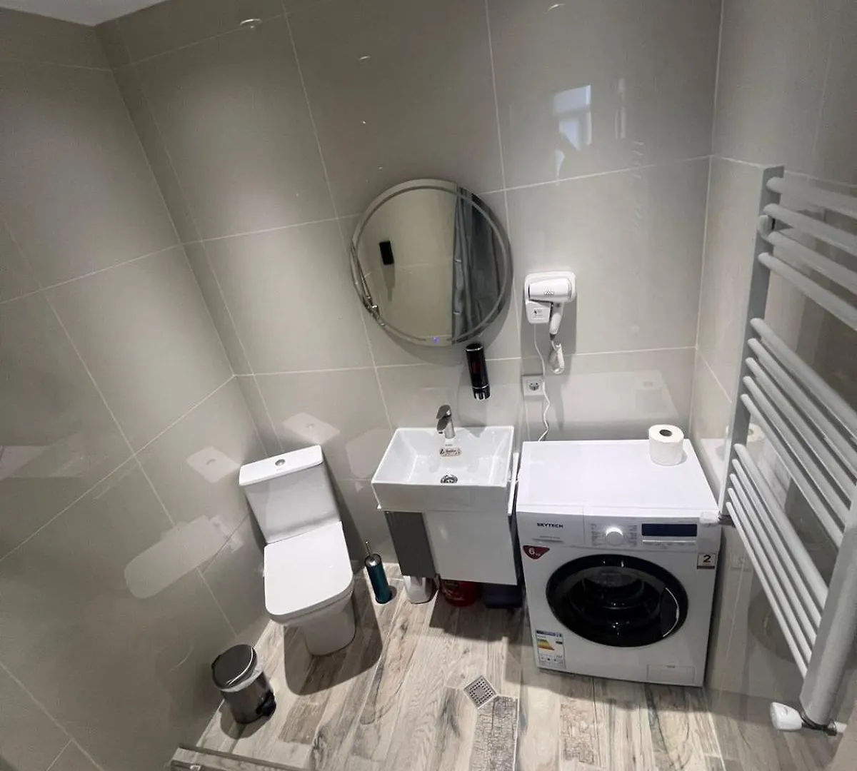 Shirin Apartments With Jacuzzi Tbilisi Lägenhetshotell