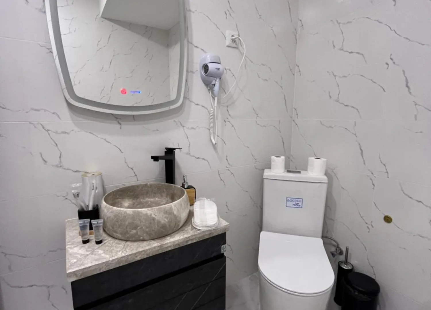 Aparthotel Shirin Apartments With Jacuzzi Tbilisi Georgië
